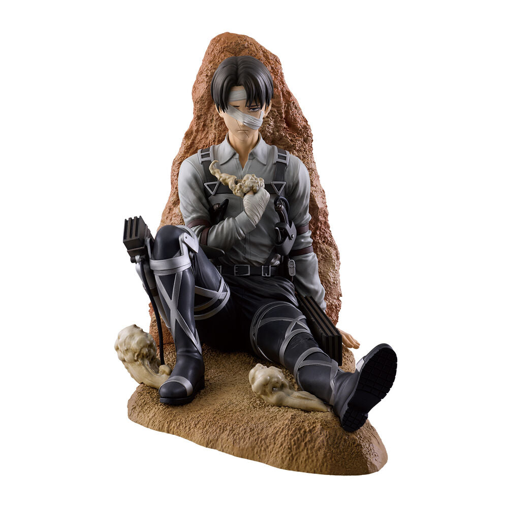 ATTACK ON TITAN - ICHIBANSHO FIGURE FROM ICHIBANSHO - BATTLE OF HEAVEN AND EARTH - LEVI - STATUA 11CM